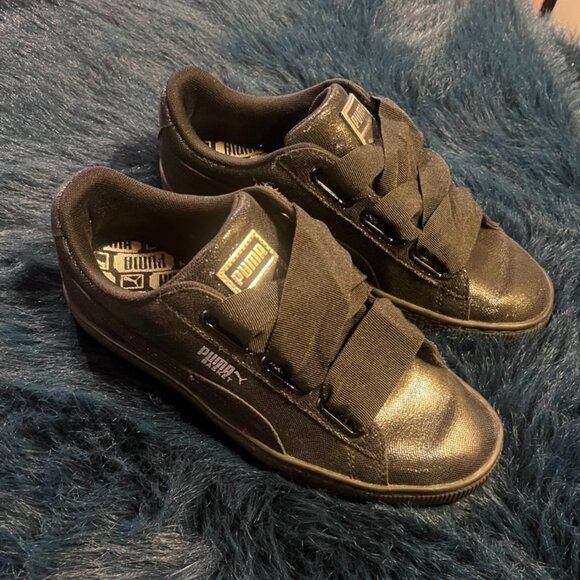 PUMA Women's Basket Heart Night Sky Shoes - Black - Picture 1 of 9